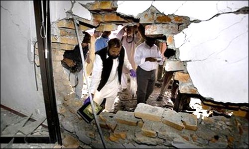 Name:  Twin blasts hit Islamic University Islamabad1.jpg
Views: 1441
Size:  36.8 KB