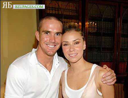 Name:  World Cricketer Players with their wife (15).jpg
Views: 917
Size:  32.9 KB
