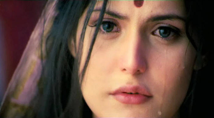 Name:  zarine-khan-2.jpg
Views: 7603
Size:  26.5 KB