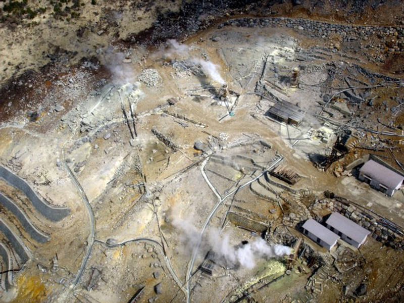 Name:  owakudani-boiling-volcanic-valley-japan (2).jpg
Views: 580
Size:  122.4 KB