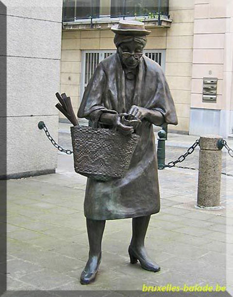 Name:  Interesting_Statues8.jpg
Views: 538
Size:  67.1 KB