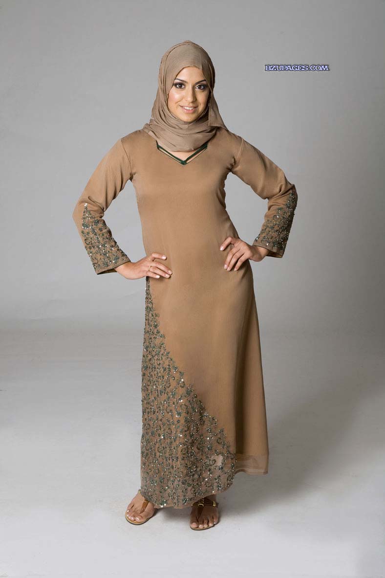 Name:  Abaya Designs looks only for Fashion not for Parda.jpg
Views: 32385
Size:  68.7 KB