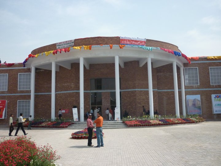 Name:  Job Fair 2010 5.jpg
Views: 8680
Size:  71.7 KB