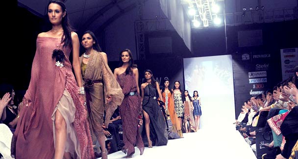 Name:  fpw1.jpg
Views: 2278
Size:  38.7 KB