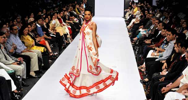 Name:  pfw005.jpg
Views: 1978
Size:  36.0 KB