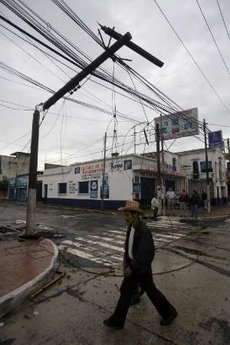 Name:  Flooding opens up sinkholes in Guatemala City 10.jpg
Views: 867
Size:  22.6 KB