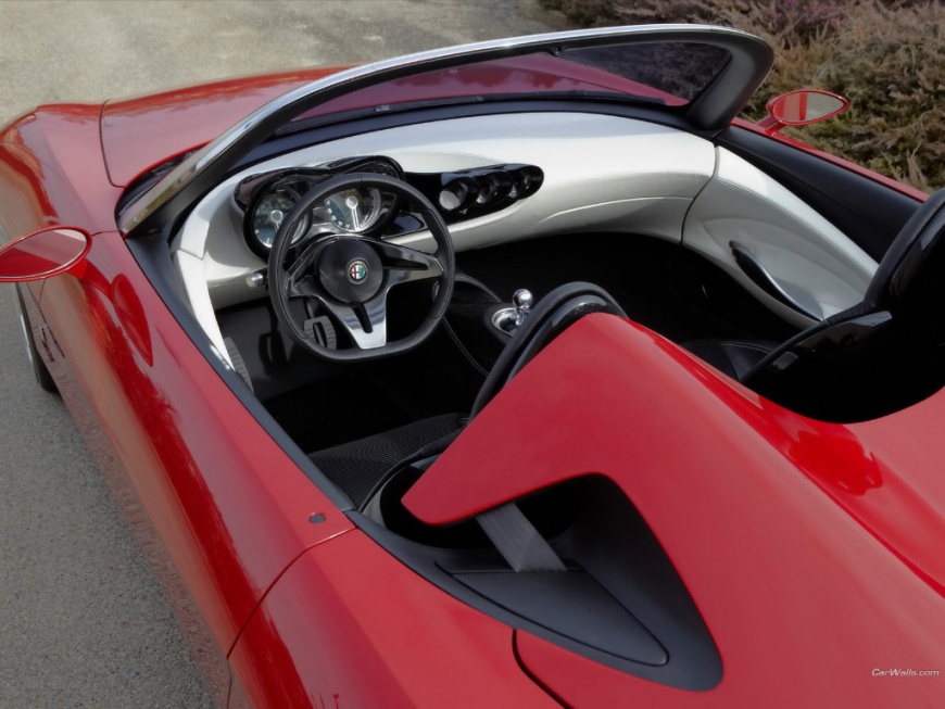 Name:  Alfa_romeo_2uettottanta_241_1024x768.jpg
Views: 730
Size:  160.7 KB