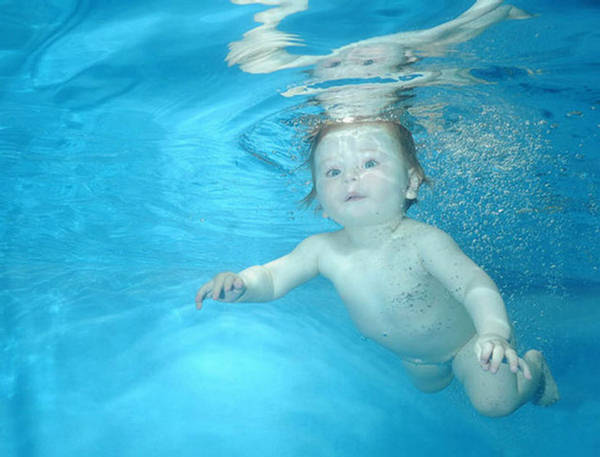 Name:  The Babies - Swimming Under Water (6).jpg
Views: 1236
Size:  36.7 KB
