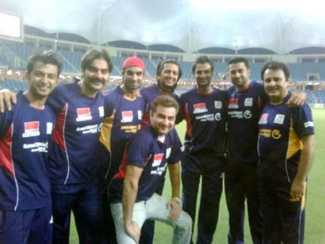 Name:  Being Human - An Indo-Pak Cricket Match-shoaib-akhtar-atif aslam (3).jpg
Views: 6853
Size:  40.6 KB