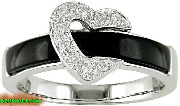 Name:  Basic Accessories Every Woman Needs (5).jpeg
Views: 1515
Size:  44.5 KB