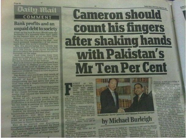 Name:  Cameron Should count his fingers.jpg
Views: 333
Size:  73.7 KB