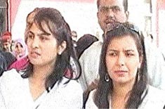 Name:  AAJ News team, students tortured in PU.jpg
Views: 435
Size:  11.0 KB