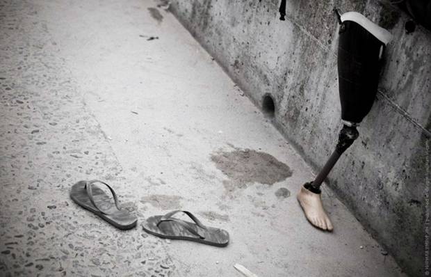 Name:  SurfwithOneLeg-007.jpg
Views: 512
Size:  37.2 KB