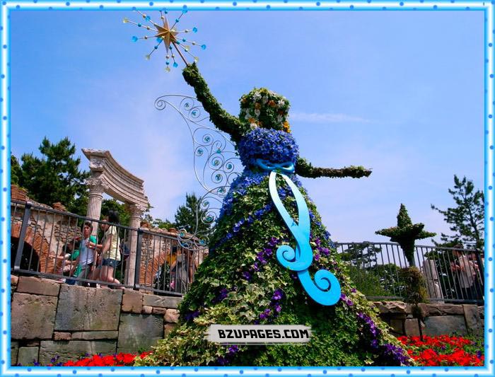 Name:  Disneyland is a Work of Love (4).jpg
Views: 541
Size:  117.3 KB