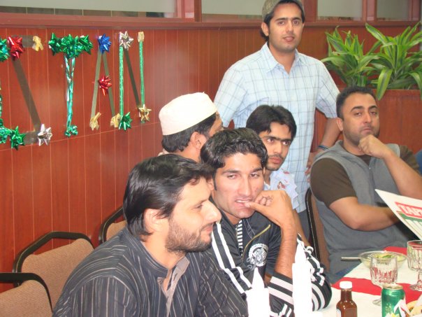 Name:  Afridi Real Life Photos ( Personal Pics ) (4).jpg
Views: 32511
Size:  66.6 KB