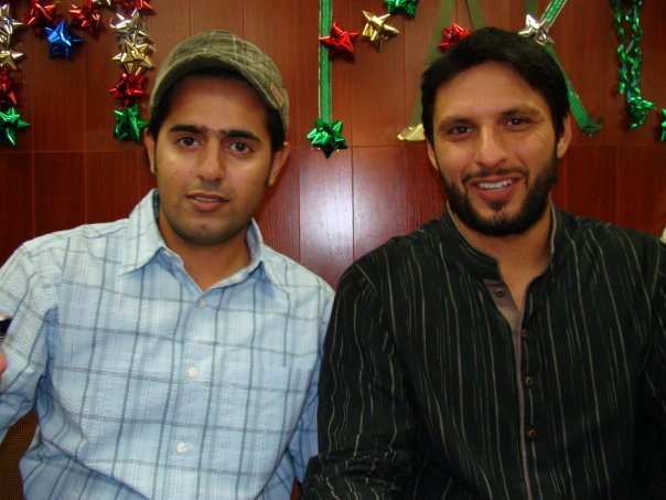 Name:  Afridi Real Life Photos ( Personal Pics ) (17).jpg
Views: 27101
Size:  56.2 KB