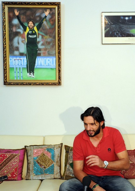Name:  Afridi Real Life Photos ( Personal Pics ) (26).jpg
Views: 26373
Size:  62.1 KB
