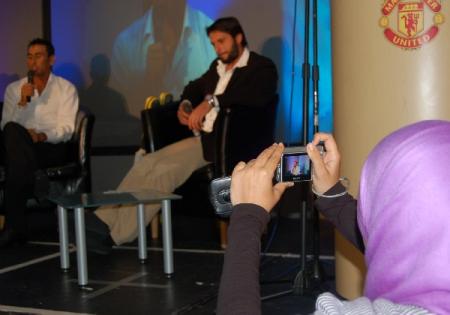 Name:  Afridi Real Life Photos ( Personal Pics ) (33).jpg
Views: 27711
Size:  18.3 KB