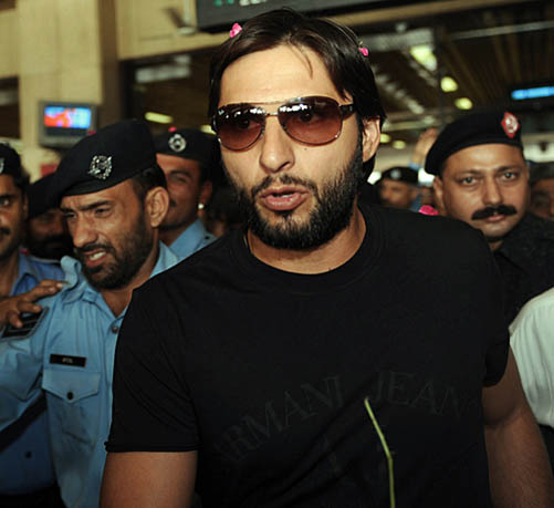 Name:  Afridi Real Life Photos ( Personal Pics ) (37).jpg
Views: 25603
Size:  52.4 KB
