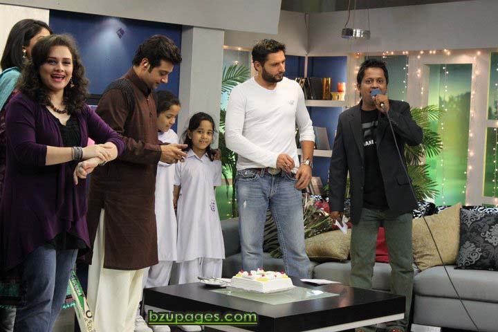 Name:  Shahid Afridi on channel tv one (1).jpg
Views: 8011
Size:  77.3 KB