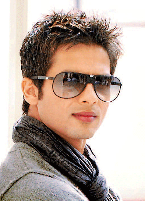 Name:  shahid-kapoor2.gif
Views: 4142
Size:  184.0 KB