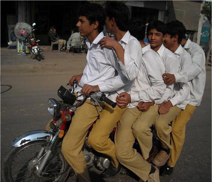 Name:  students of colony sachool rahim yar khan.jpg
Views: 2829
Size:  89.2 KB