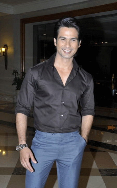 Name: shahidkapoor.gif
Views: 223
Size: 163.6 KB
