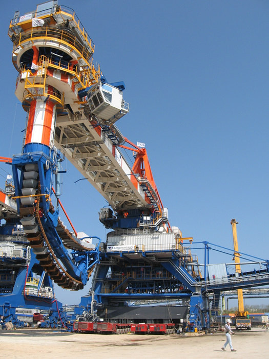 Name:  download_003.jpg
Views: 453
Size:  155.5 KB