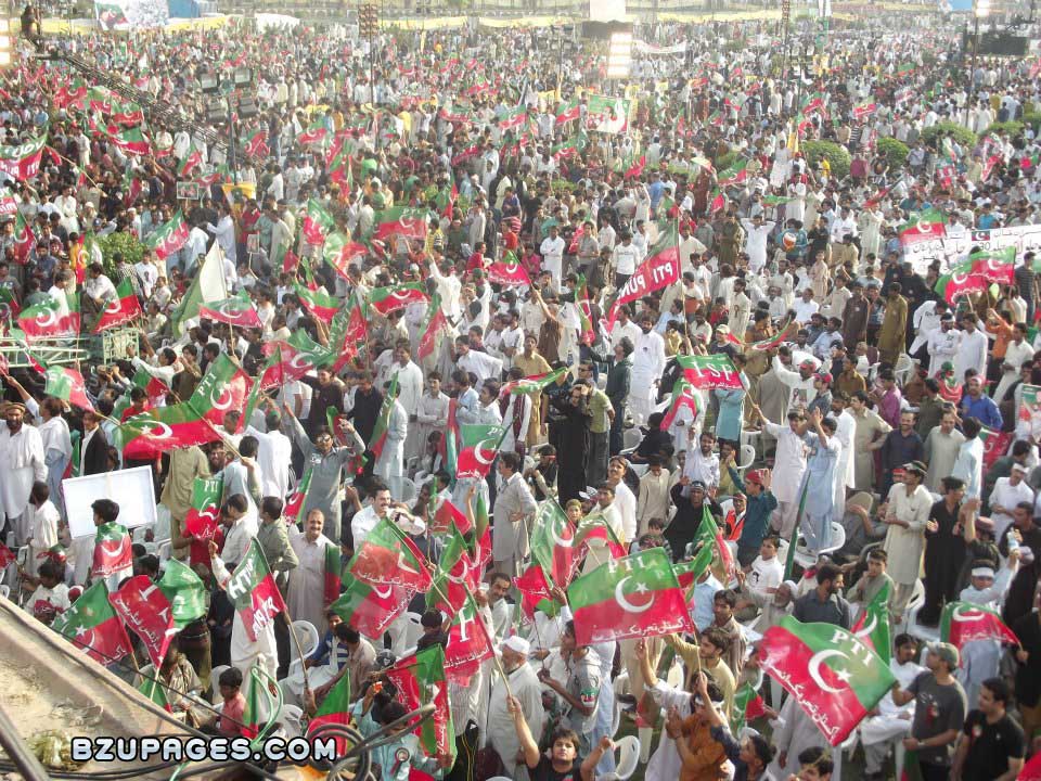 Click image for larger version

Name:	Pakistan Tehreek-E-Insaf historic jalsa PTI in lahore rally 30october11 (6).jpg
Views:	345
Size:	332.6 KB
ID:	27360
