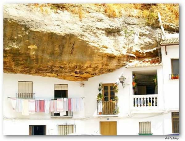 Name:  Strange City Pictures (4).jpg
Views: 386
Size:  48.6 KB