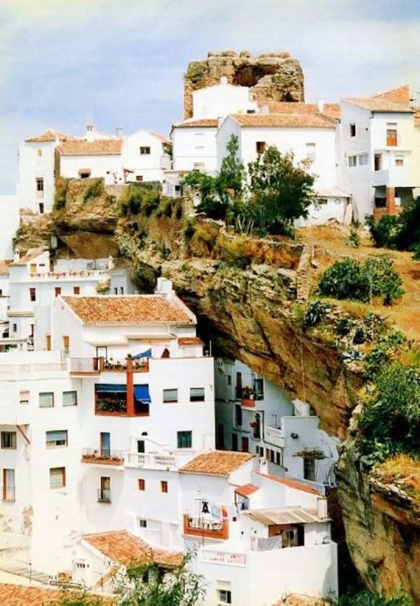 Name:  Strange City Pictures (10).jpg
Views: 397
Size:  92.9 KB