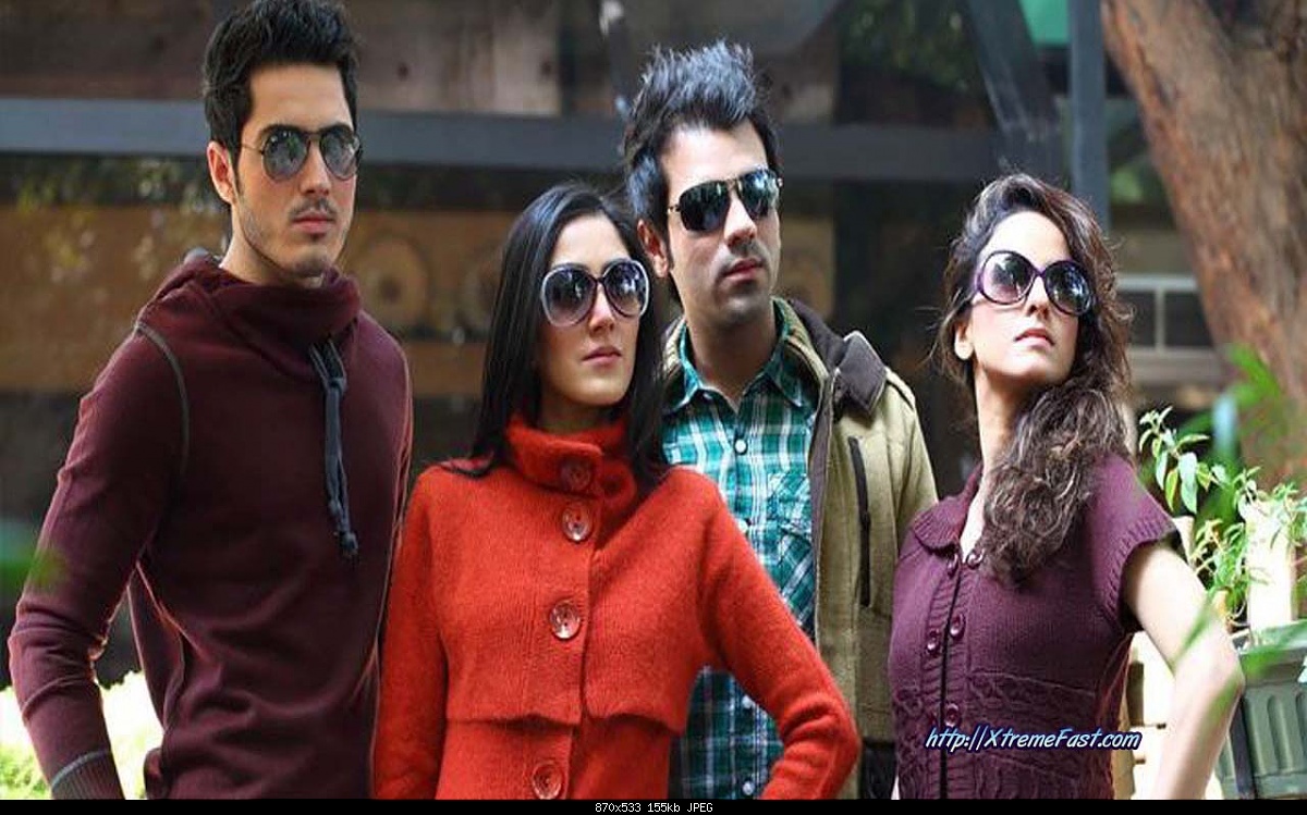 Click image for larger version

Name:	boy girls wearing brings Sweaters and Jackets  (winter dresses in pakistan).jpg
Views:	845
Size:	155.0 KB
ID:	28920