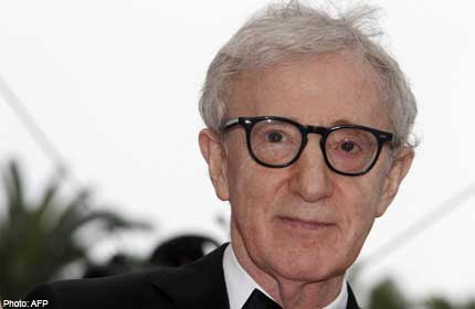 Name:  Woody Allen for Midnight in Paris (2011).jpg
Views: 491
Size:  9.1 KB