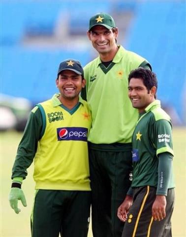 Name:  Muhammad Irfan is most tallest cricketer of history.jpg
Views: 995
Size:  25.3 KB