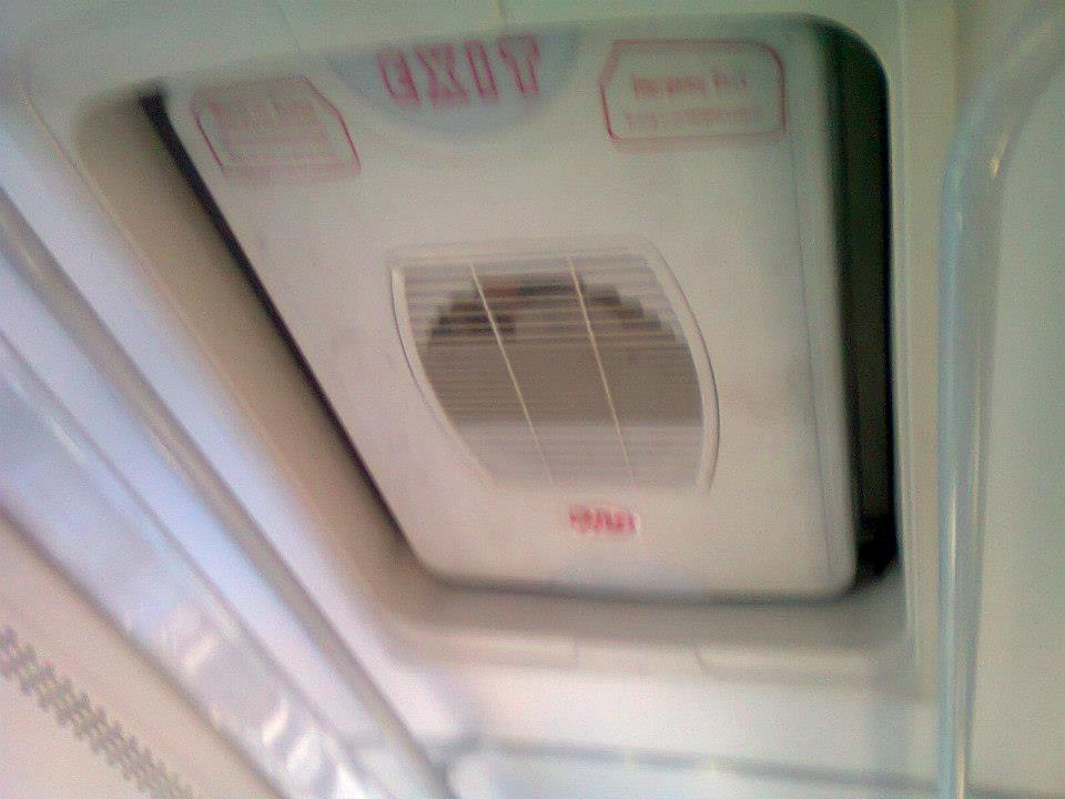 Click image for larger version

Name:	Shahbaz Sharif Bus Service , hangami rasta.jpg
Views:	232
Size:	148.7 KB
ID:	29453