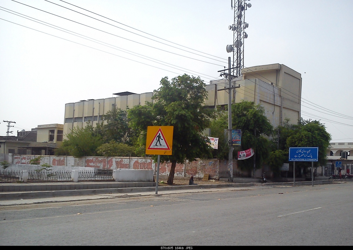 Click image for larger version

Name:	PTCL Exchange Chowk Qadafi.jpg
Views:	255
Size:	164.4 KB
ID:	29640