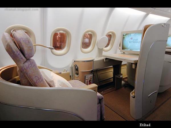 Name:  Some Luxury Airline Pictures (20).jpg
Views: 337
Size:  29.2 KB
