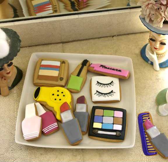 Name:  download_004.jpg
Views: 433
Size:  80.1 KB