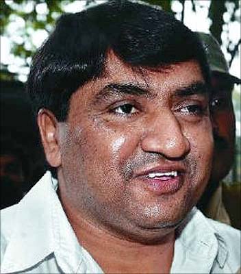 Name:  download_7.jpg
Views: 2941
Size:  25.7 KB