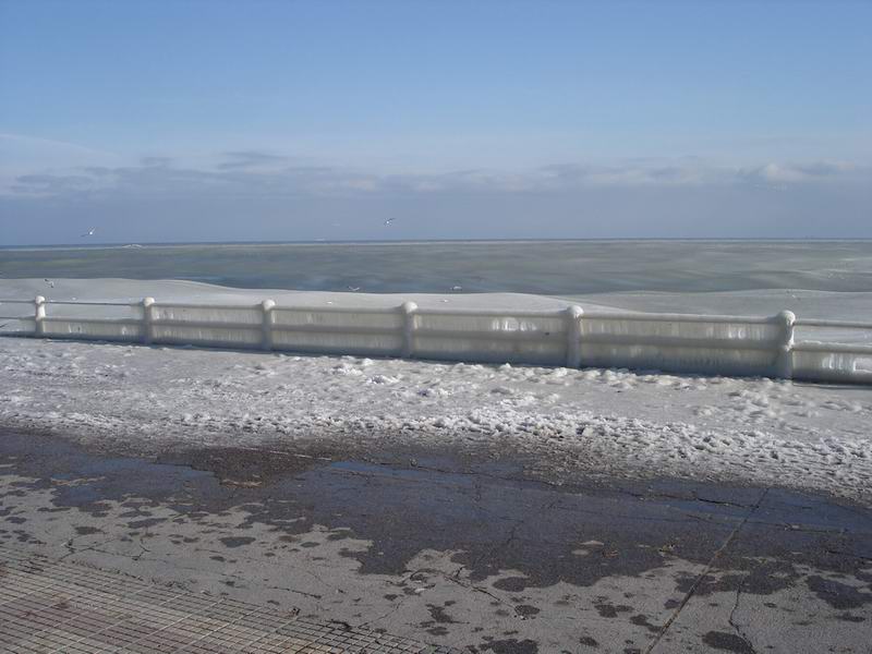 Name:  download_007.jpg
Views: 195
Size:  64.5 KB