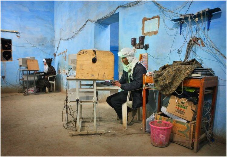 Name:  download_010.jpg
Views: 242
Size:  80.5 KB