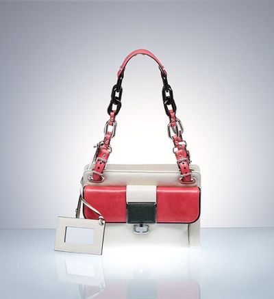 Name:  balenciaga-cherche-midi-chain-link.jpg
Views: 1476
Size:  14.7 KB