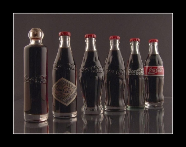 Name:  the-history-of-coke-bottles-3899-1258300567-4.jpg
Views: 500
Size:  85.9 KB