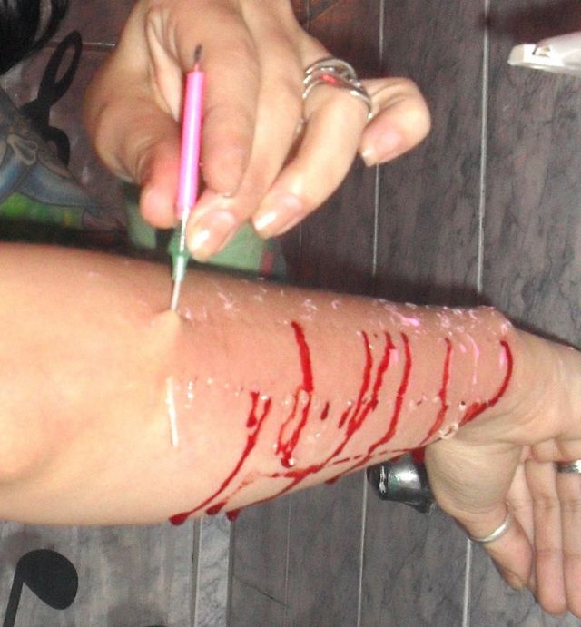 Name:  Although This Girl Is 25 Years Old Now, She Seriously Lacks the Brains.jpg
Views: 1204
Size:  60.8 KB