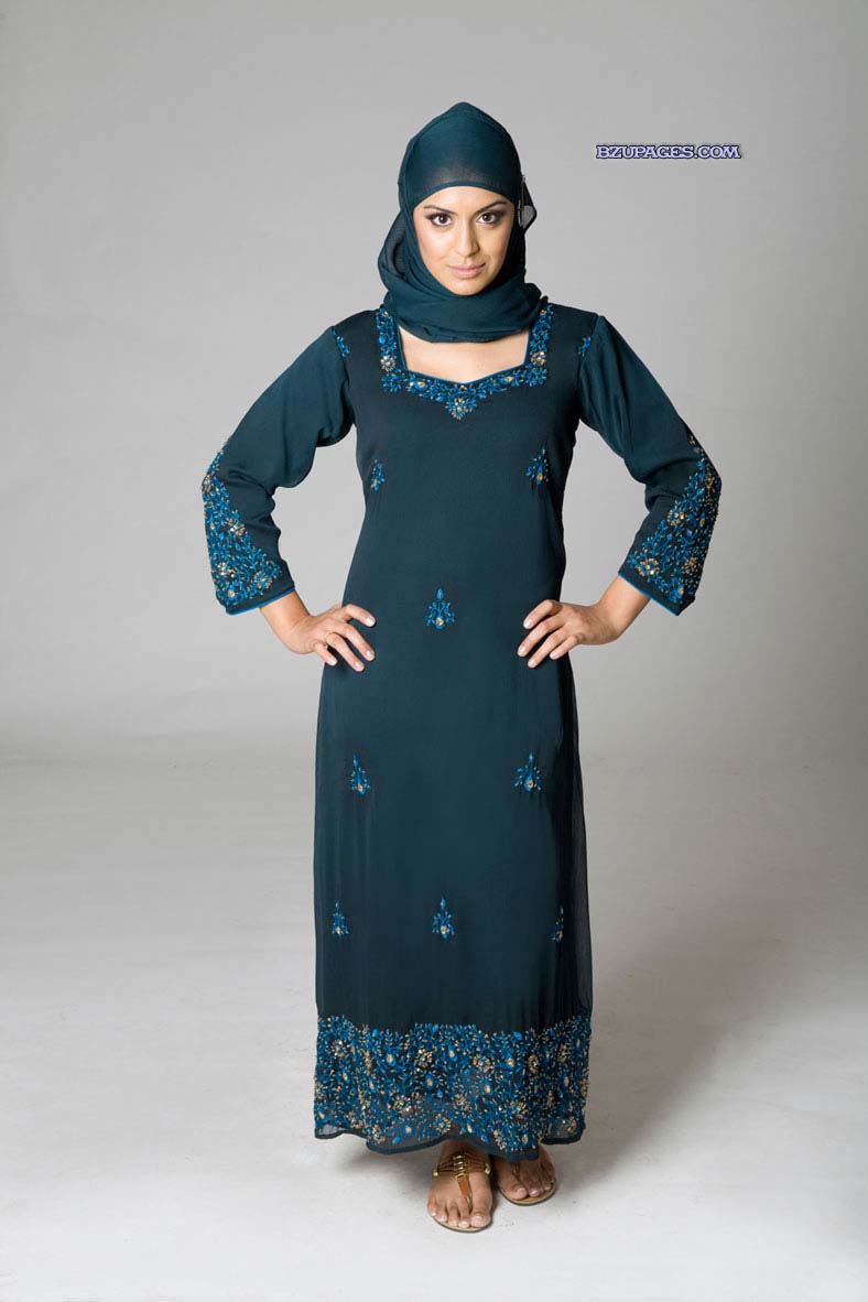 abaya-designs-looks-only-fashion-not-parda-abaya-designs-looks-only-fashion-not-parda-1-.jpg