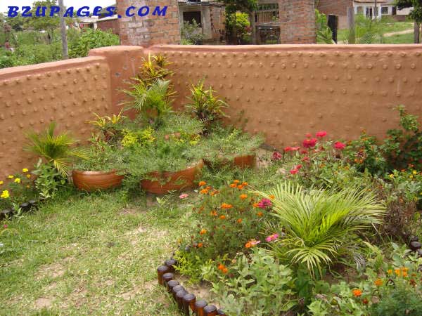 Name:  Remarkable House made with Bottles (6).jpg
Views: 284
Size:  60.8 KB