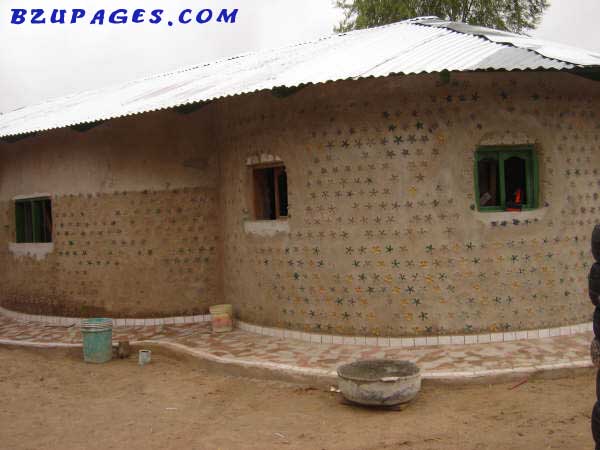 Name:  Remarkable House made with Bottles (14).jpg
Views: 254
Size:  33.7 KB