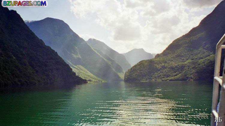 Name:  Sweden.jpg
Views: 480
Size:  49.4 KB