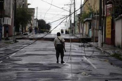 Name:  Flooding opens up sinkholes in Guatemala City 4.jpg
Views: 1041
Size:  25.5 KB