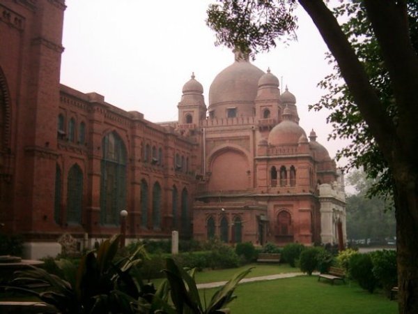 Name:  Lahore. Meseum..jpg
Views: 948
Size:  48.8 KB